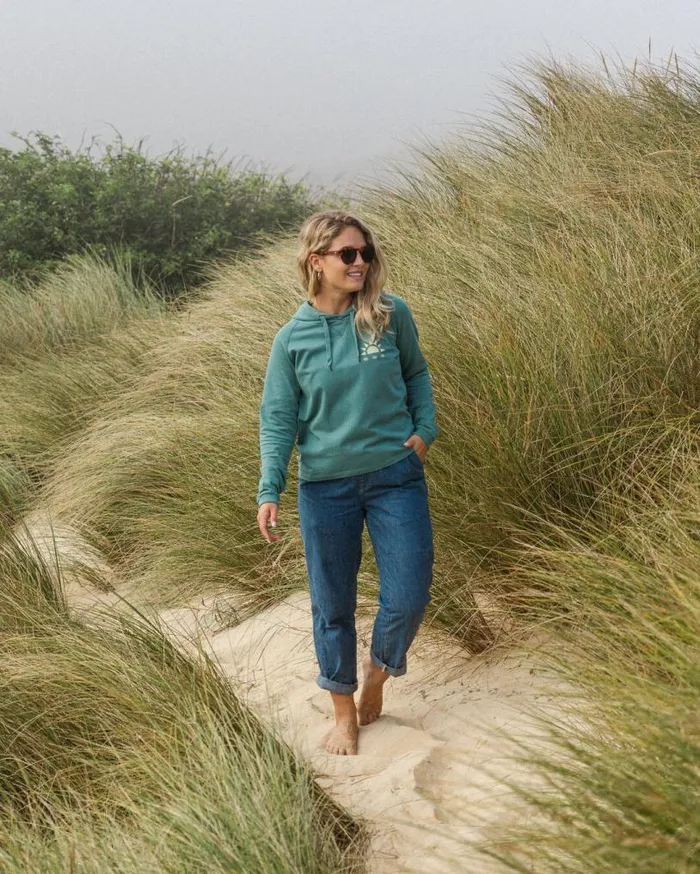 Passenger Clothing Mindful Recycled Cotton Hoodie Deep Sea Women Hoodies and Sweatshirts