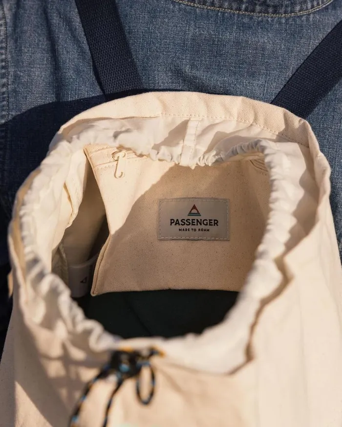 Passenger Clothing Pico Organic Tote Backpack Off White WomenMen Backpacks and Bags
