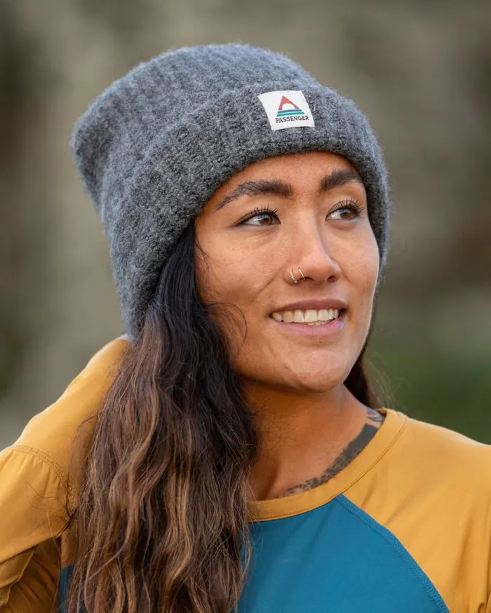 Passenger Clothing Redwood Fleece Lined Recycled Beanie Grey WomenMen Beanies