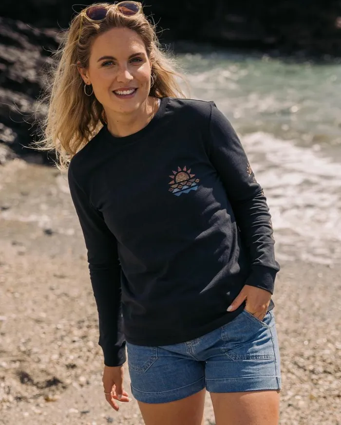 Passenger Clothing Sunray Recycled Cotton LS TShirt Black Women Tops and TShirts