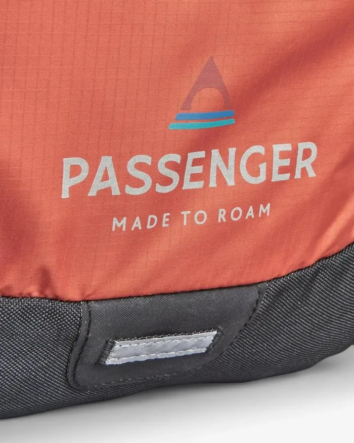 Passenger Clothing Track Recycled 30L Backpack Rust WomenMen Backpacks and Bags