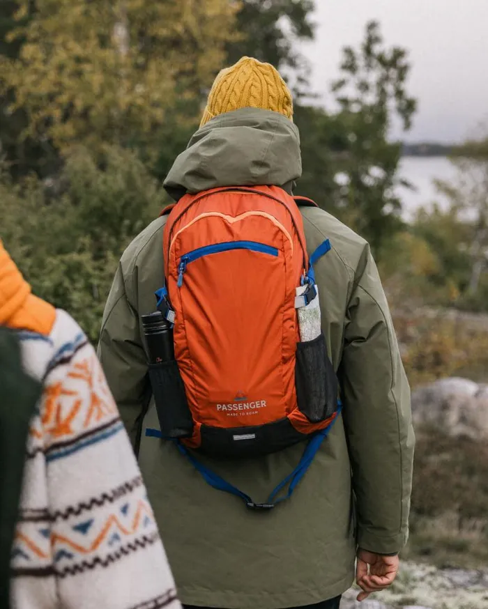 Passenger Clothing Track Recycled 30L Backpack Rust WomenMen Backpacks and Bags
