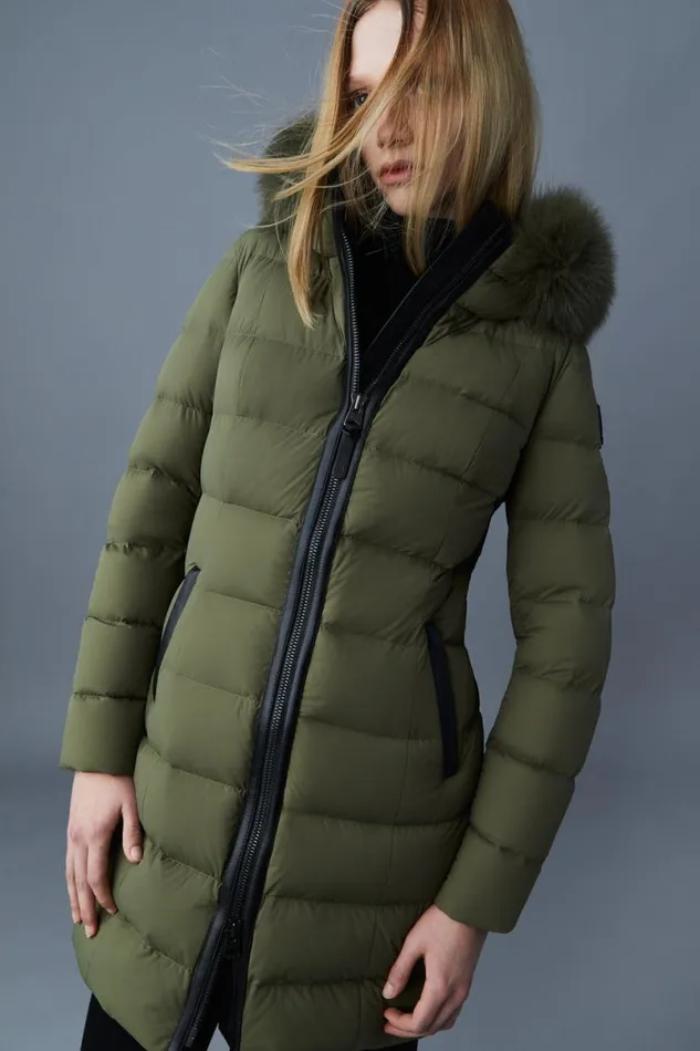 Puffers Women Mackage CALLA Agile360 Stretch Light Down Coat With Blue Fox Fur Collar Trench