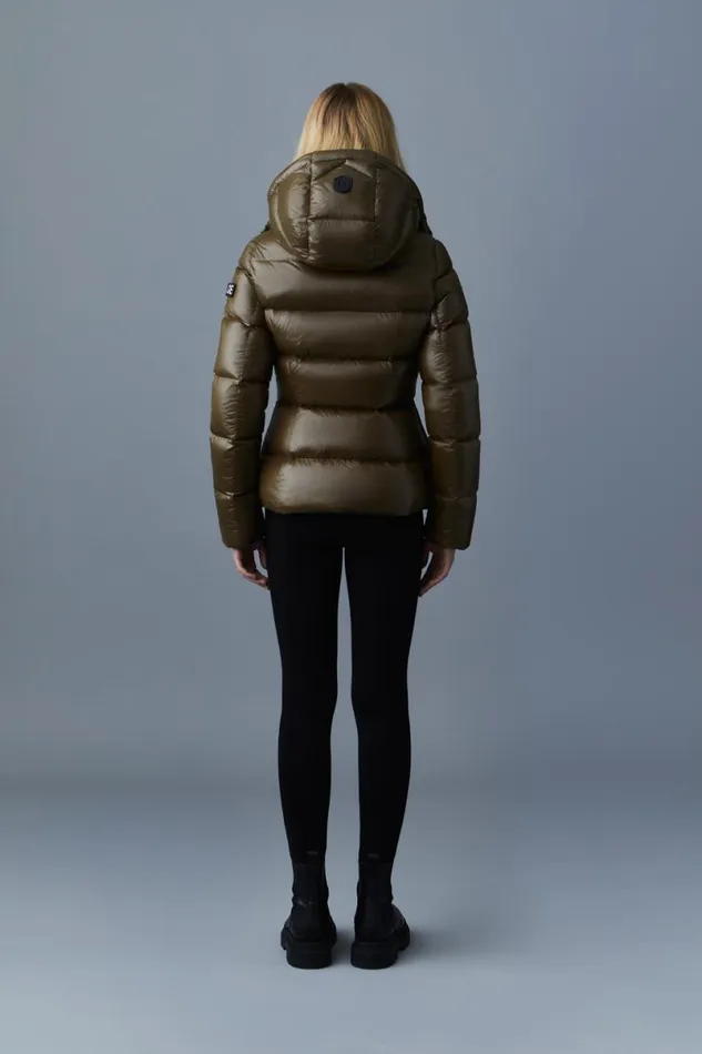 Puffers Women Mackage MADALYN Lustrous Light Down Jacket With Hood For Ladies Black Puffers Women Mackage MADALYN Lustrous Light Down Jacket With Hood For Ladies Black