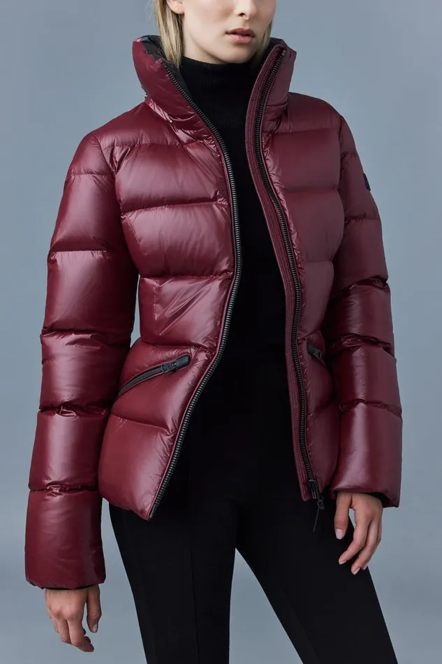 Puffers Women Mackage MADALYN Lustrous Light Down Jacket With Hood For Ladies Black Puffers Women Mackage MADALYN Lustrous Light Down Jacket With Hood For Ladies Black