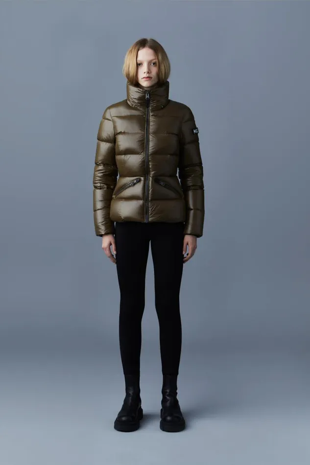 Puffers Women Mackage MADALYN Lustrous Light Down Jacket With Hood For Ladies Black Puffers Women Mackage MADALYN Lustrous Light Down Jacket With Hood For Ladies Black
