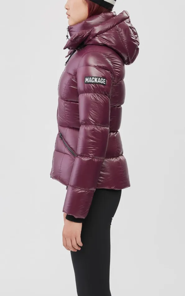 Puffers Women Mackage MADALYN Lustrous Light Down Jacket With Hood For Ladies Black Puffers Women Mackage MADALYN Lustrous Light Down Jacket With Hood For Ladies Black
