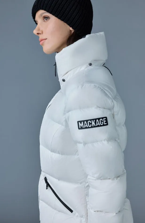 Puffers Women Mackage MADALYN Lustrous Light Down Jacket With Hood For Ladies Black Puffers Women Mackage MADALYN Lustrous Light Down Jacket With Hood For Ladies Black