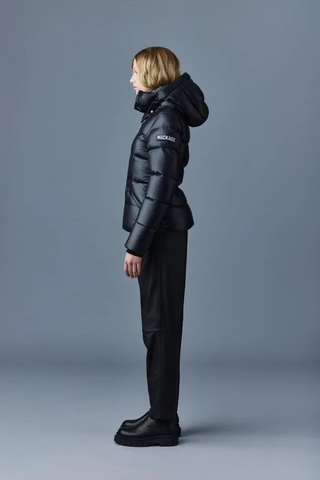 Puffers Women Mackage MADALYN Lustrous Light Down Jacket With Hood For Ladies Black Puffers Women Mackage MADALYN Lustrous Light Down Jacket With Hood For Ladies Black