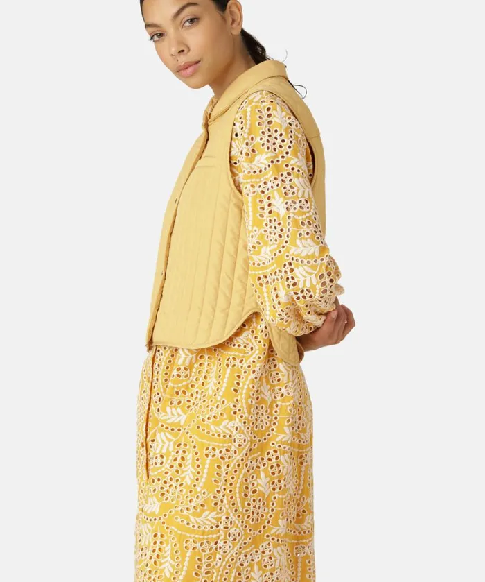 Quilt Vest 8211 Marigold Outerwear Ilse Jacobsen All Jackets And Coats