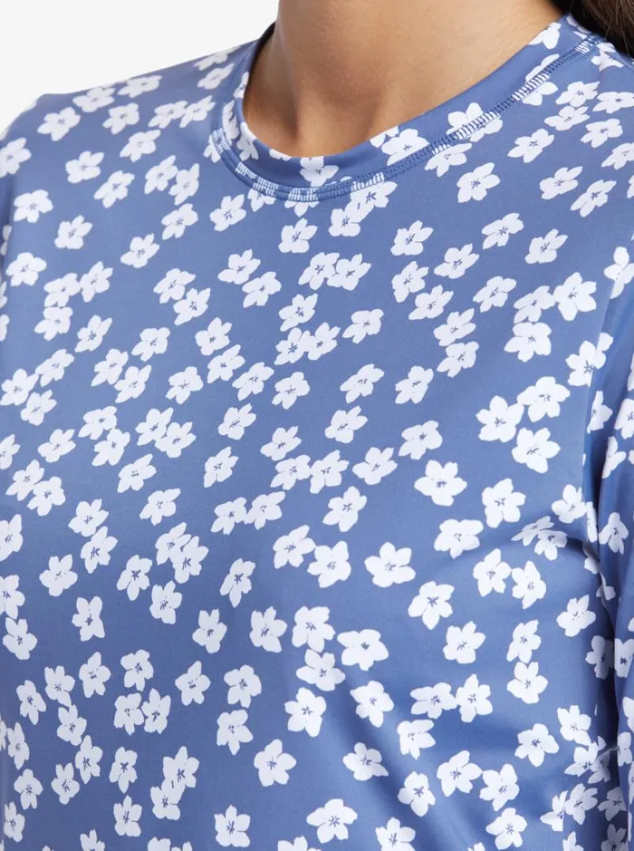 Roxy Rashguards Sea Skippin Long Sleeve UPF 50 Rashguard Bijou Blue Floral Delight 8211 Women Roxy Rashguards Sea Skippin Long Sleeve UPF 50 Rashguard Bijou Blue Floral Delight 8211 Women