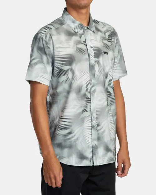Rvca Spray Palm Short Sleeve Shirt Green Haze Men Shirts and Flannels