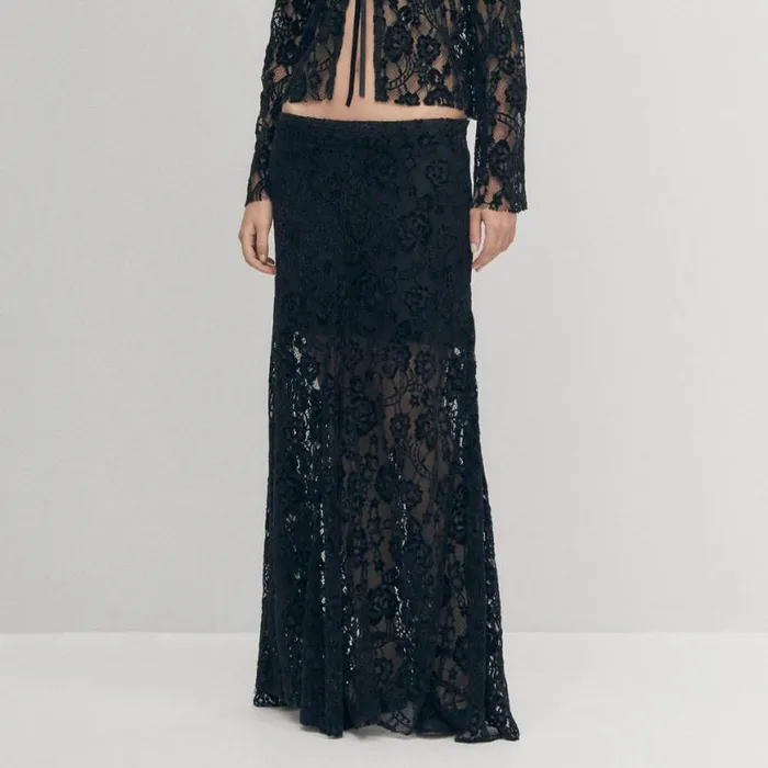 Skirts Women ALOHAS Bundi Lace Black Skirt