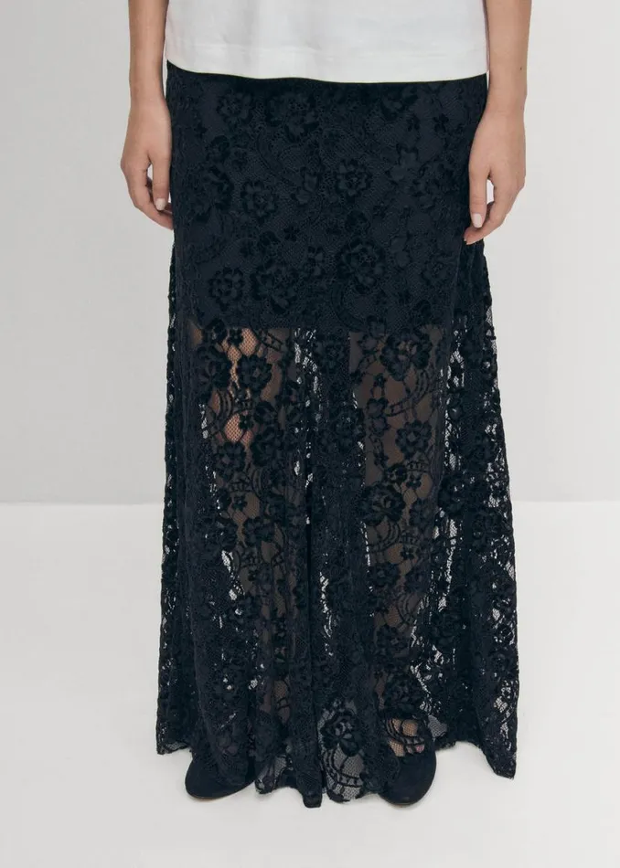 Skirts Women ALOHAS Bundi Lace Black Skirt