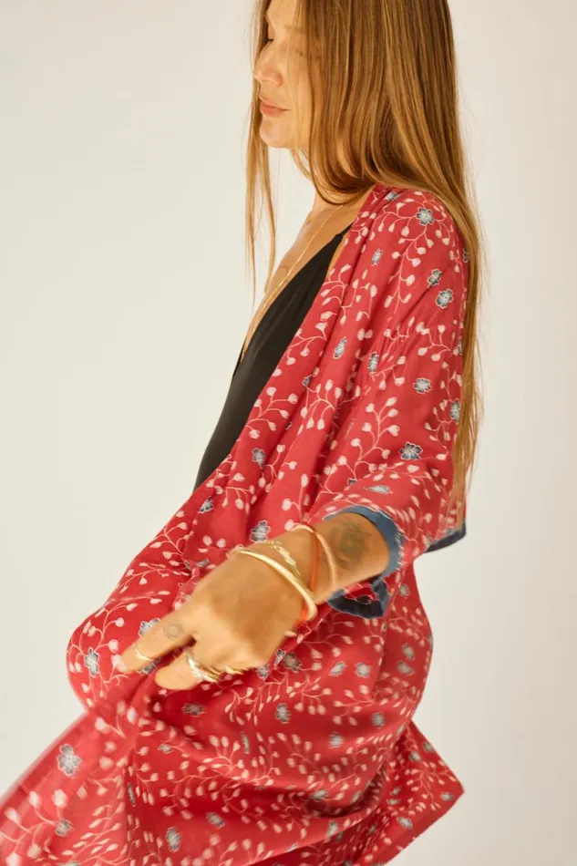 Tops Shop Natalie Martin LENNON KIMONO Pinwheel Barn Red