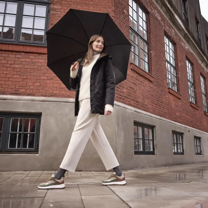 Woman Geox Sneakers SPHERICA 4X4 ABX WOMAN MuskOld Rose Waterproof Trainers Muskold Rose