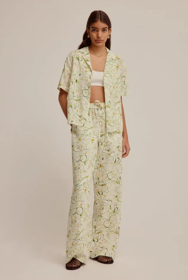 Woman Venroy Shirts Printed Linen Camp Collar Shirt