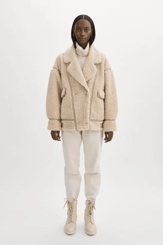 Women BADU Oversized Faux Shearling Jacket Beige LAMARQUE Sherpa Women BADU Oversized Faux Shearling Jacket Beige LAMARQUE Sherpa