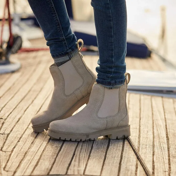 Women Booties Ariat Wexford Lug Chelsea Boot Clay Women Booties Ariat Wexford Lug Chelsea Boot Clay
