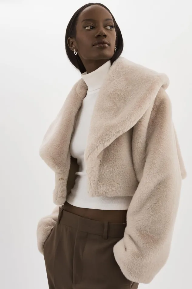 Women DANIKA Faux Fur Crop Jacket Oat LAMARQUE Faux Fur Women DANIKA Faux Fur Crop Jacket Oat LAMARQUE Faux Fur