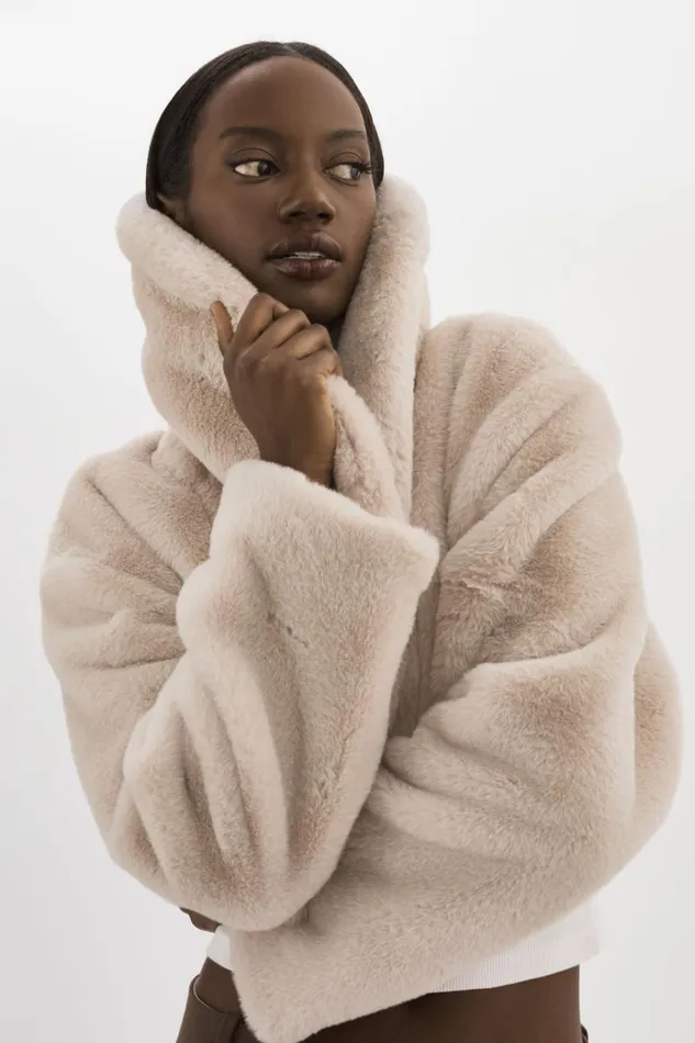 Women DANIKA Faux Fur Crop Jacket Oat LAMARQUE Faux Fur Women DANIKA Faux Fur Crop Jacket Oat LAMARQUE Faux Fur