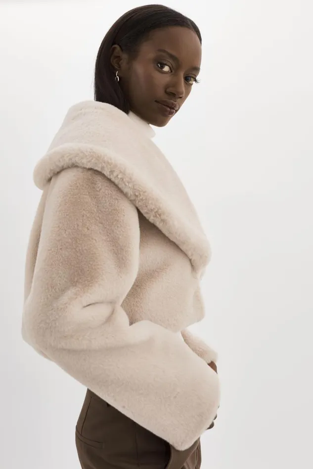 Women DANIKA Faux Fur Crop Jacket Oat LAMARQUE Faux Fur Women DANIKA Faux Fur Crop Jacket Oat LAMARQUE Faux Fur