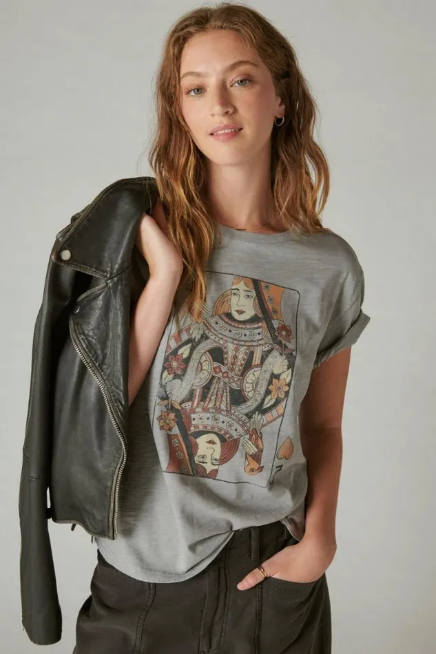 Women Lucky Brand Graphic Tees Queen Of Hearts Boyfriend Tee Silver