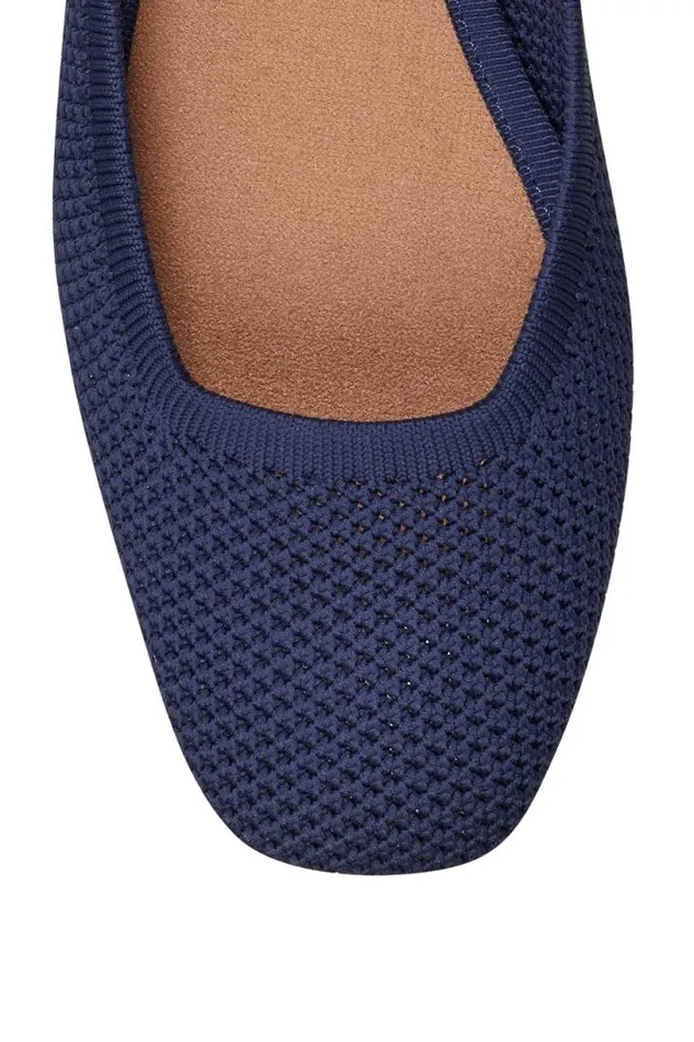 Women Lucky Brand Shoes Daneric Flat Dark Blue