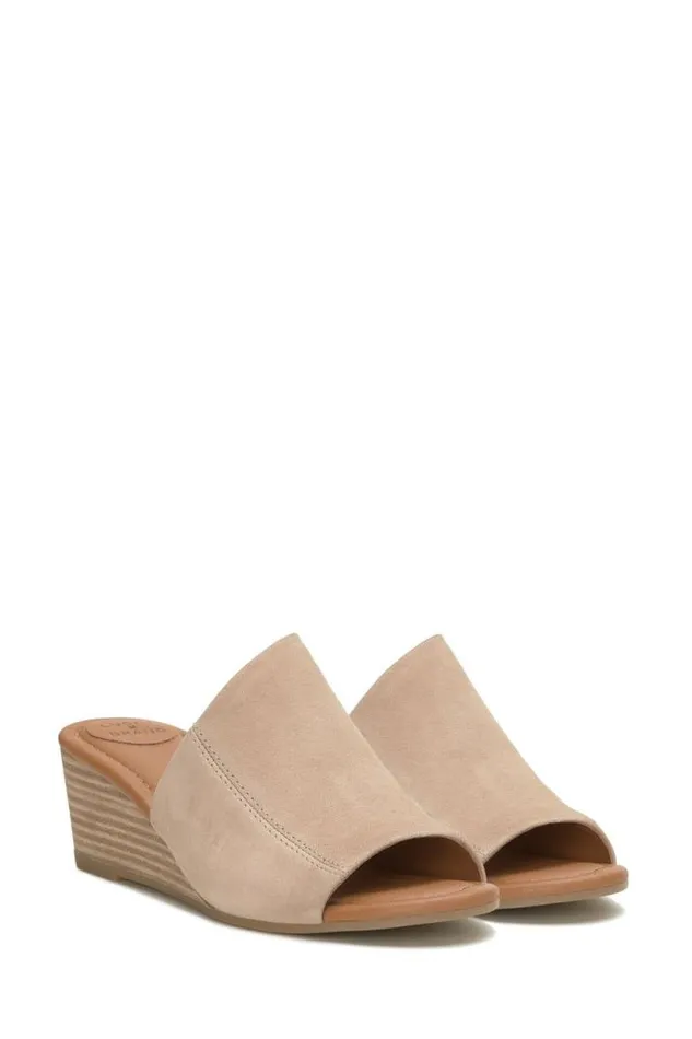 Women Lucky Brand Shoes Malenka Wedge Medium Beige