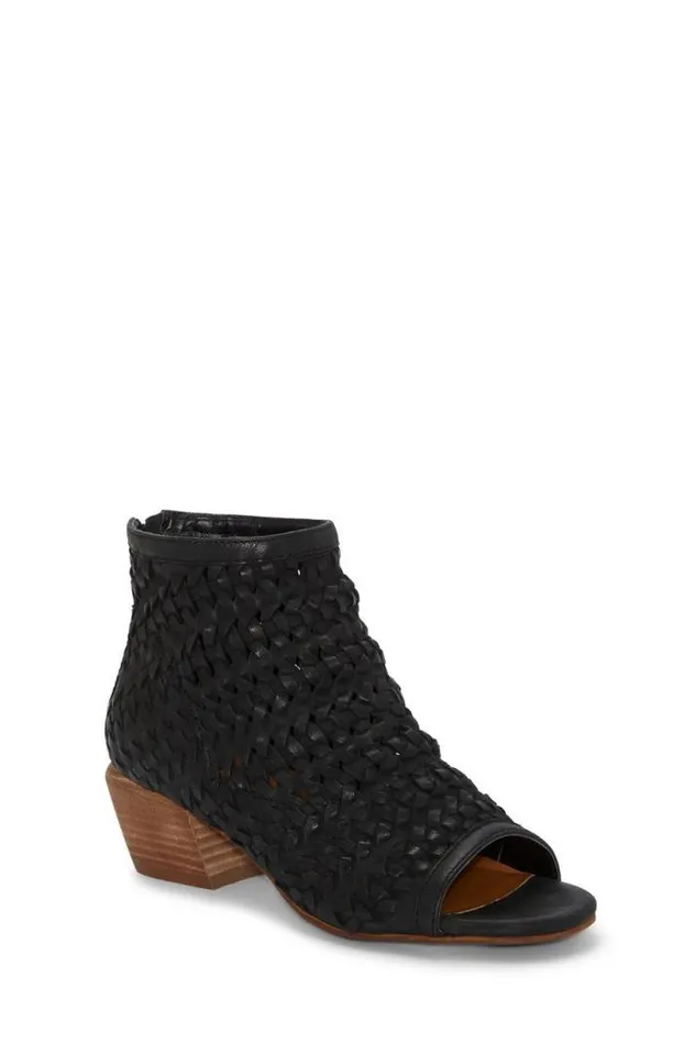 Women Lucky Brand Shoes Mofira Flat Black