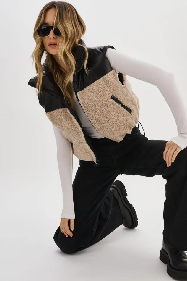 Women MELICIA Reversible Puffer Vest Blackecru LAMARQUE Sherpa Women MELICIA Reversible Puffer Vest Blackecru LAMARQUE Sherpa