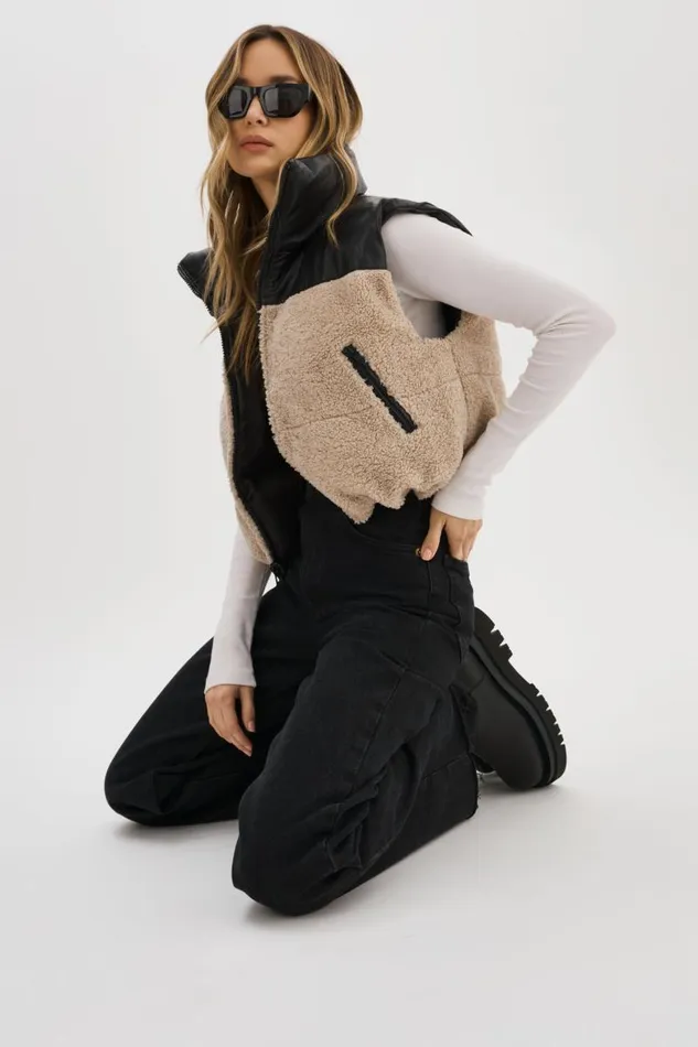 Women MELICIA Reversible Puffer Vest Blackecru LAMARQUE Sherpa Women MELICIA Reversible Puffer Vest Blackecru LAMARQUE Sherpa