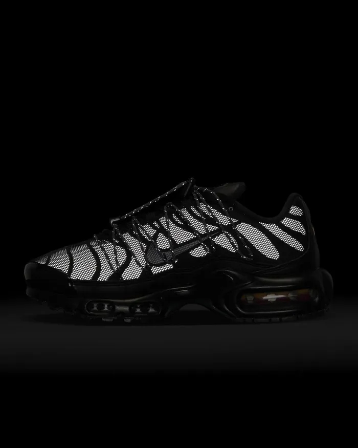 Women Nike All Shoes Air Max Plus Blacksalsa Redmetallic Platinumdark Grey