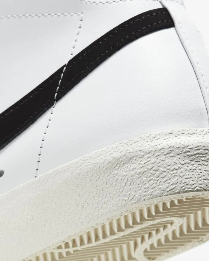 Women Nike All Shoes Blazer Mid 03977 Whitesailpeachblack