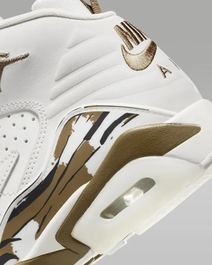 Women Nike All Shoes Jumpman MVP Summit Whitecoconut Milkblackdark Driftwood