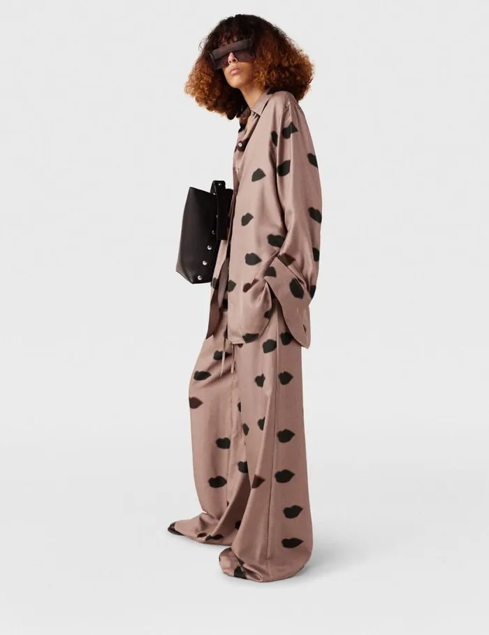 Women Oversized Lips Print Shirt Ashy Mauve Stella McCartney Shirts And Tops Women Oversized Lips Print Shirt Ashy Mauve Stella McCartney Shirts And Tops