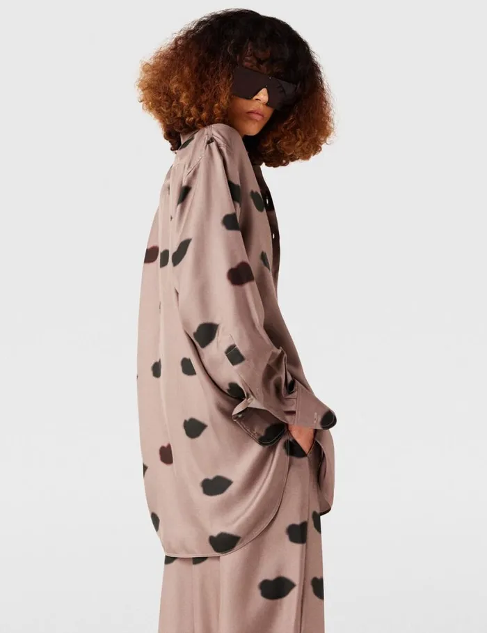 Women Oversized Lips Print Shirt Ashy Mauve Stella McCartney Shirts And Tops Women Oversized Lips Print Shirt Ashy Mauve Stella McCartney Shirts And Tops