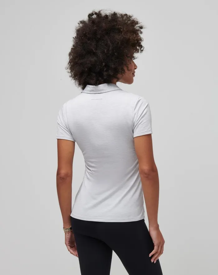 Women Polos TravisMathew FEATHERWEIGHT ACTIVE POLO Heather Light Grey Women Polos TravisMathew FEATHERWEIGHT ACTIVE POLO Heather Light Grey