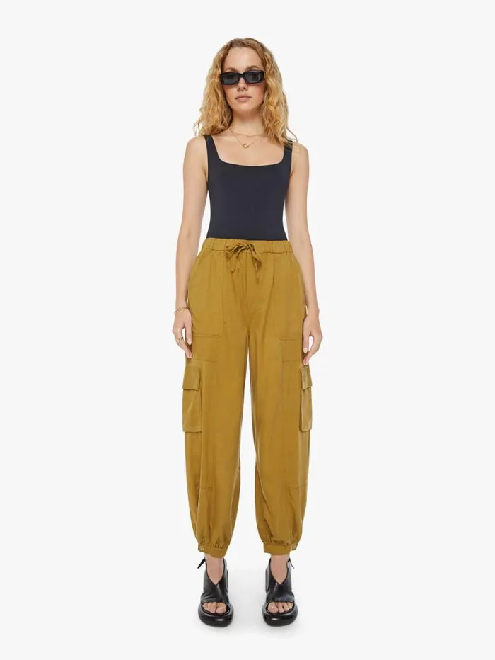 Women Relaxed Mother Denim The Curbside Cargo Quickie Cinch Yellow gold