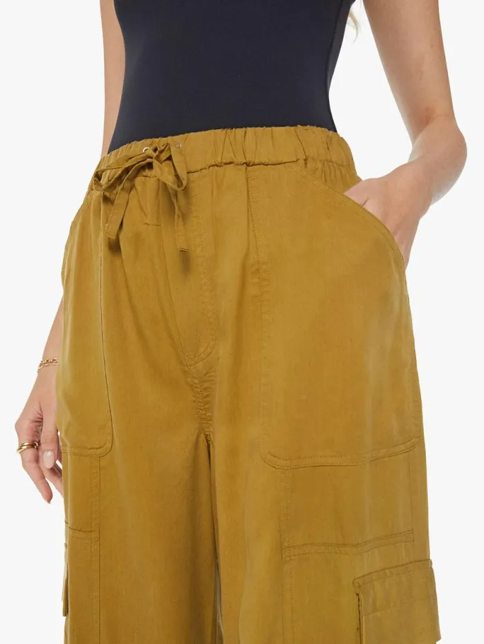 Women Relaxed Mother Denim The Curbside Cargo Quickie Cinch Yellow gold