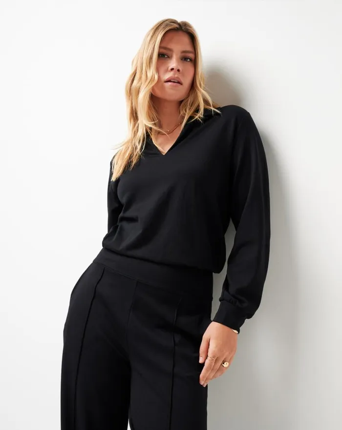 Women Shirts and Tops TravisMathew SPA DAY FRIDAY PONTE TOP Black Women Shirts and Tops TravisMathew SPA DAY FRIDAY PONTE TOP Black