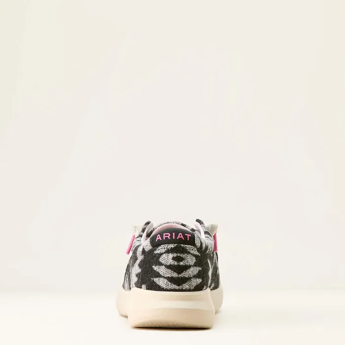 Women Shoes and Sneakers Ariat Hilo Shoe Black and White Flannel Blanket