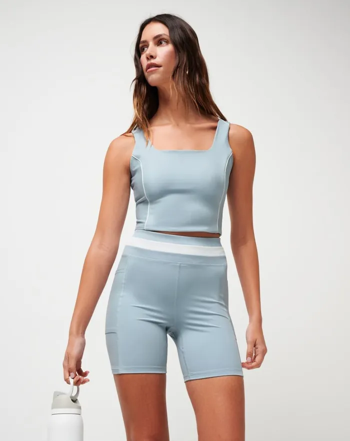 Women Shorts TravisMathew RUNNING WILD MOVEKNIT SHORT Celestial Blue