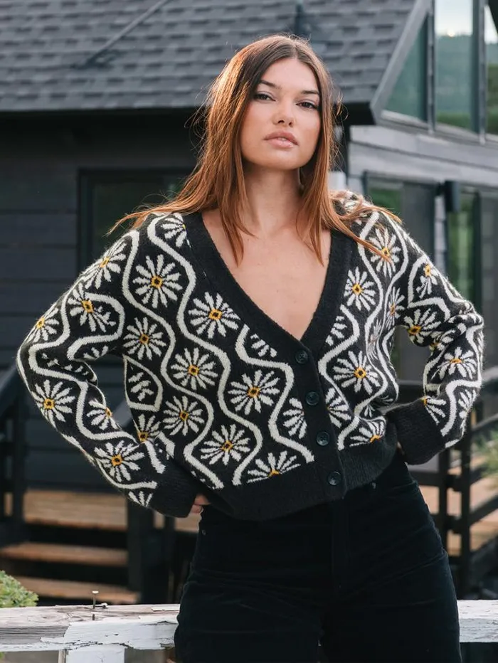 Womens Sweaters and Cardigans Volcom Daizy Lady Cardigan 8211 Vintage Black