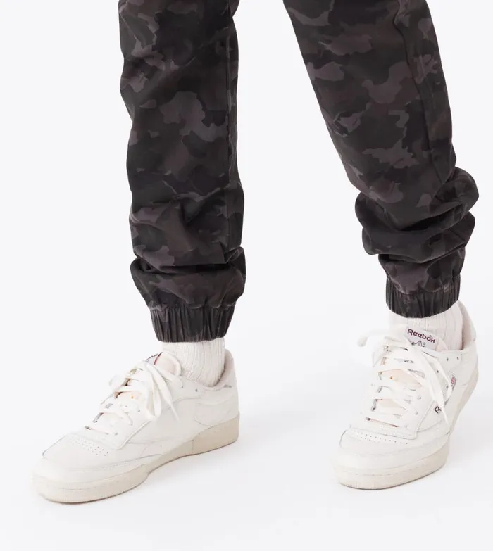 Zanerobe Pants Men Sureshot Jogger Dk Camo